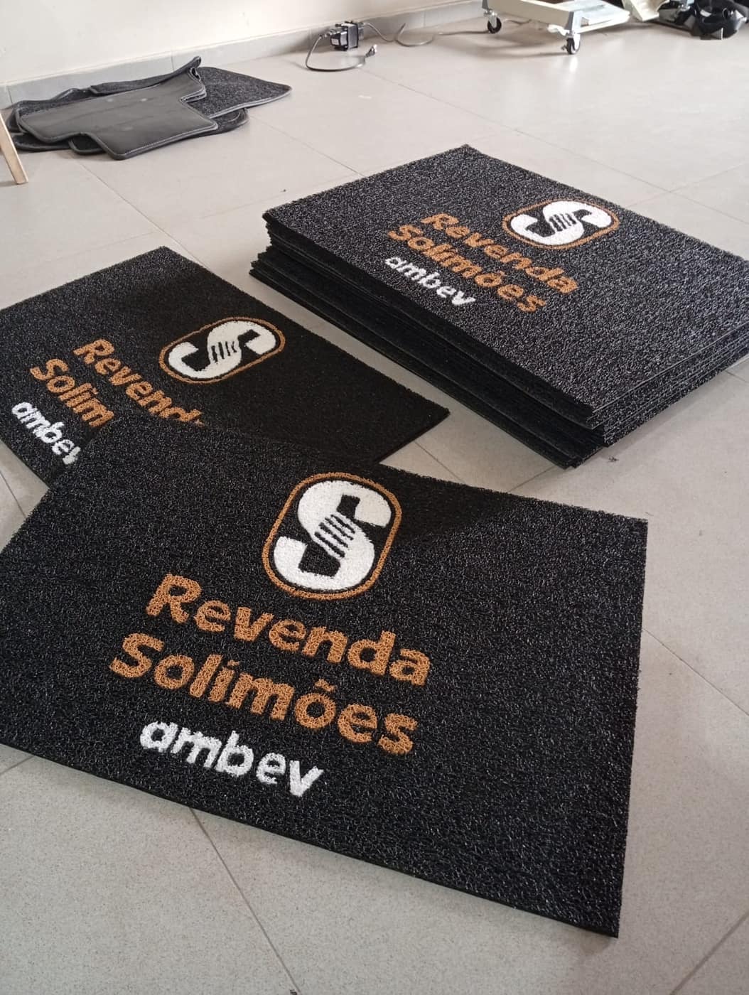 Tapete personalizado em vermelho